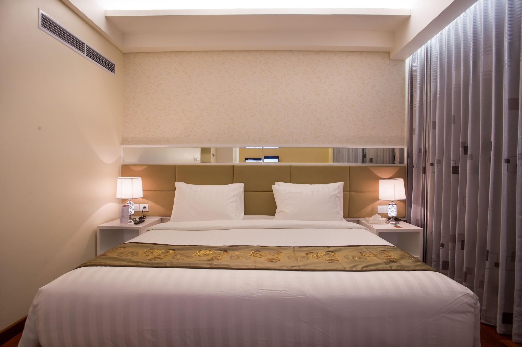 Hotel Golden Palace Lombok 4*