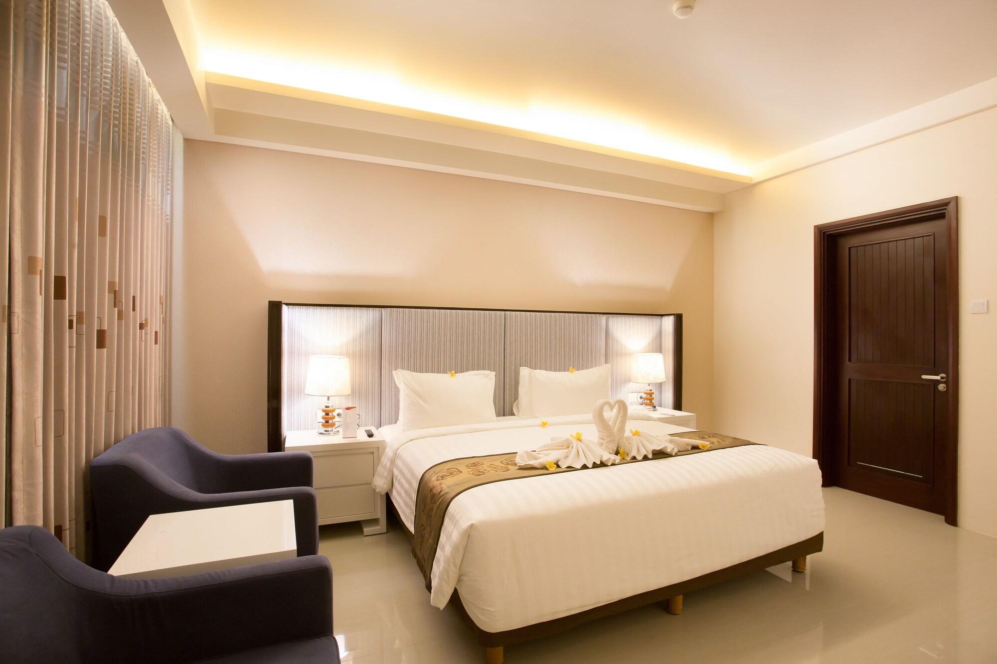 Hotel Golden Palace Lombok 4*